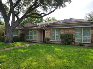 630 Country View Ln, Garland, TX 75043