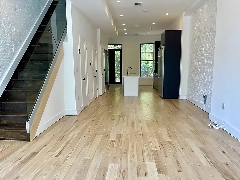 751A Monroe St #2 — Photo 5