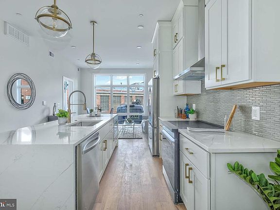 4th image of 4347 Harrison St NW APT 4