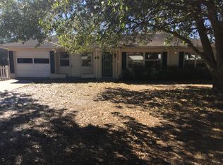 2922 Palmetto Rd, Mount Dora, FL 32757