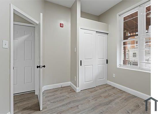 4th image of 1517 W Westmoreland St #1