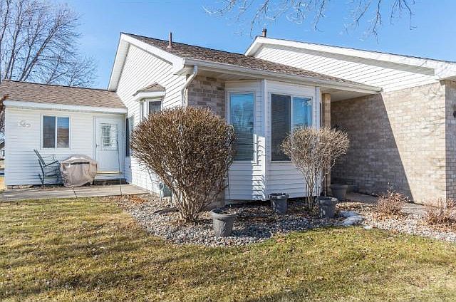 1st image of 14134 Essex Ln
