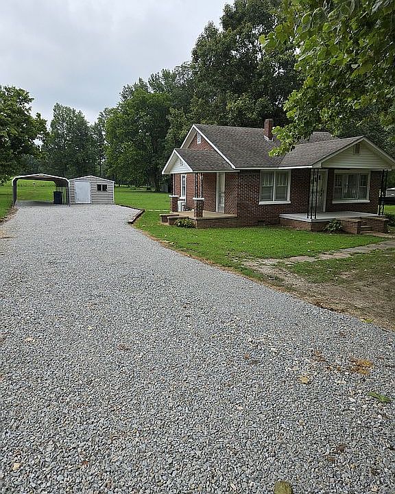 10895 Lexington St, Huntingdon, TN 38344 | Zillow