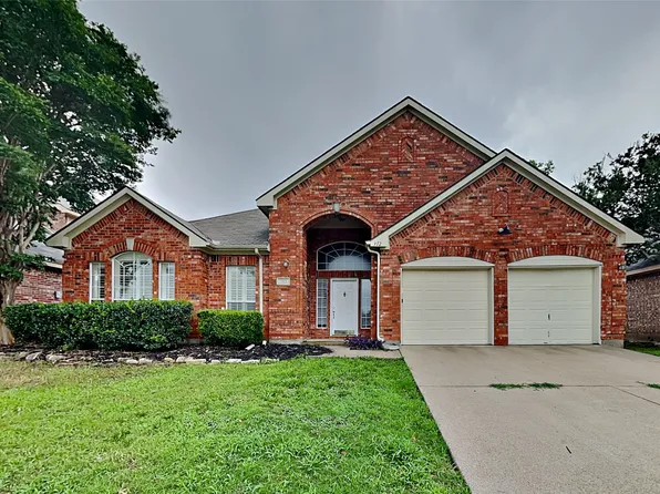 312 E Lynn Creek Dr, Arlington, TX 76002