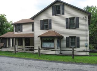 167 Big Springs Rd, Acme, PA 15610