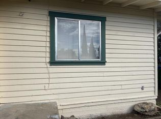 22908 Burns Dr, Strathmore, CA 93267