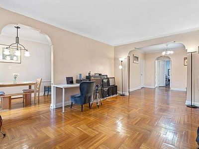 657 E 26th St APT 4K, Brooklyn, NY, 11210