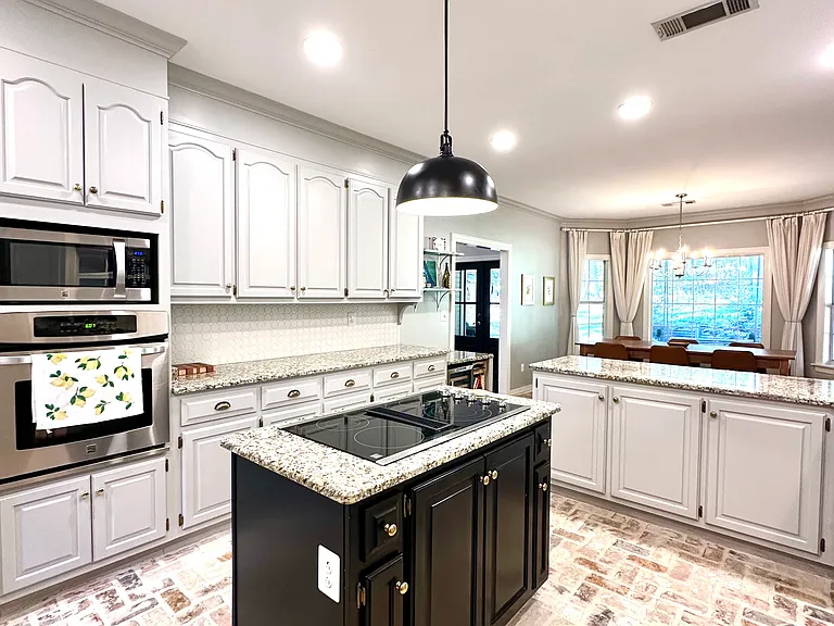 114 Ethan Cv — Photo 17