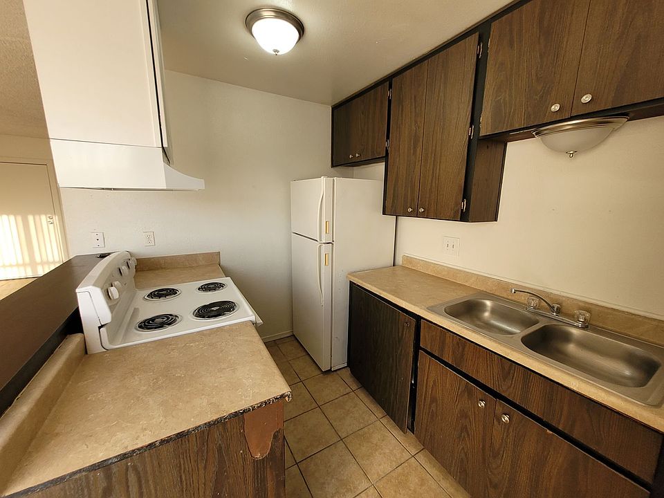 1st image of 2621 S Virginia Dr #211
