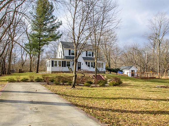 5th image of 304 Hilldale Dr