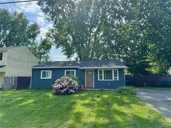 7891 Areopagitica Ave, Bridgeport, NY 13030