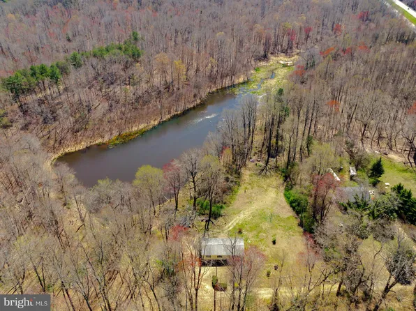 10345 Carmel Dr, Newburg, MD 20664