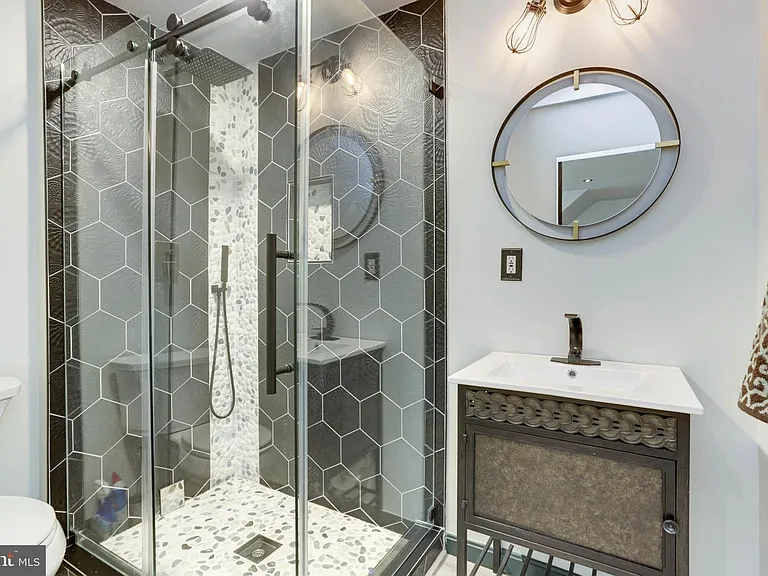 9197 Carriage House Ln #44 — Photo 21