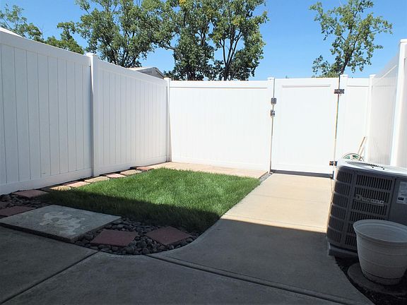 5th image of 59900 Glenway Dr