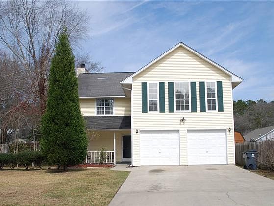 2nd image of 187 Paddock Way