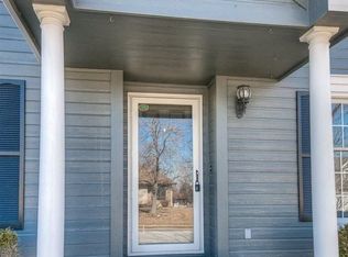 10389 Redick Ave, Omaha, NE 68122