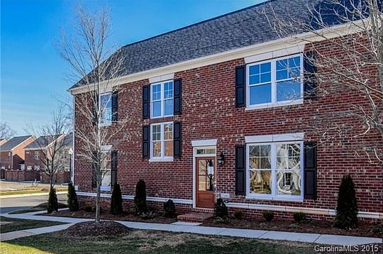 1st image of 706 Kingsley Way