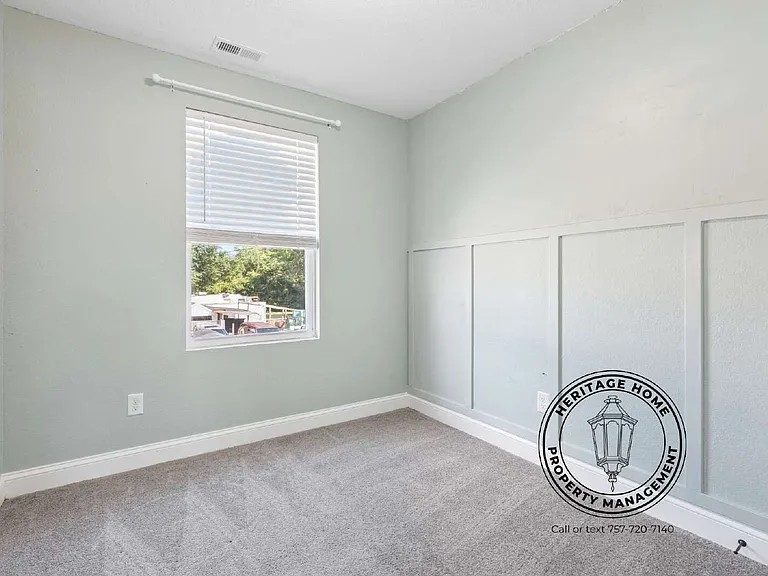 532 Harriett St — Photo 21
