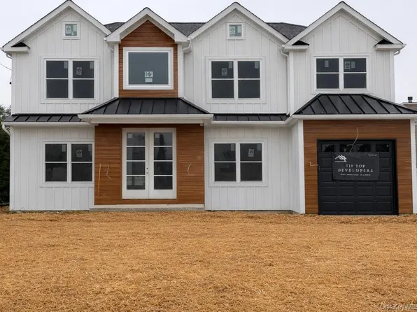 238 North Pine Street, Massapequa, NY 11758