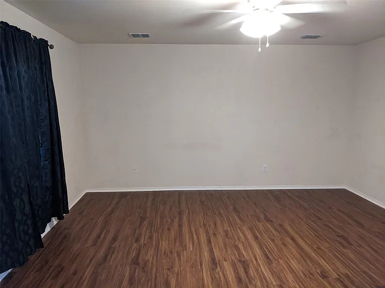 4525 Mountain Oak St — Photo 12