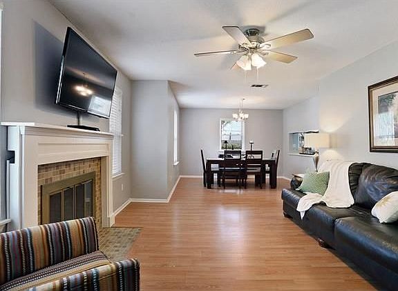 5th image of 229 Surgi Dr