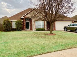12704 Briar Hollow Ln, Oklahoma City, OK 73170