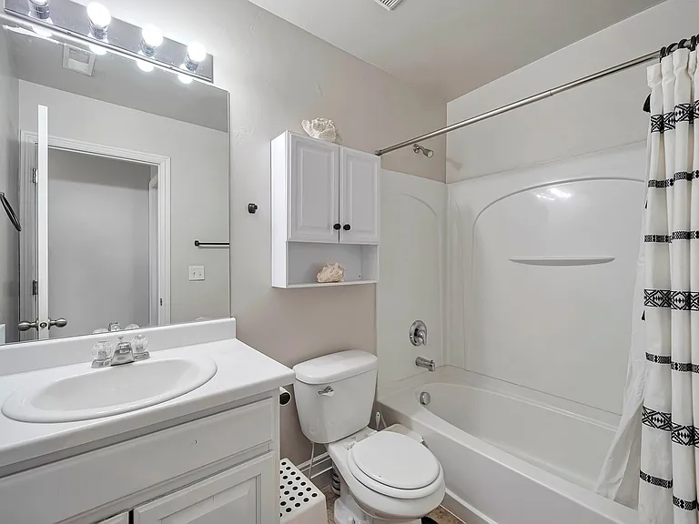 4911 W Calton Ln — Photo 18