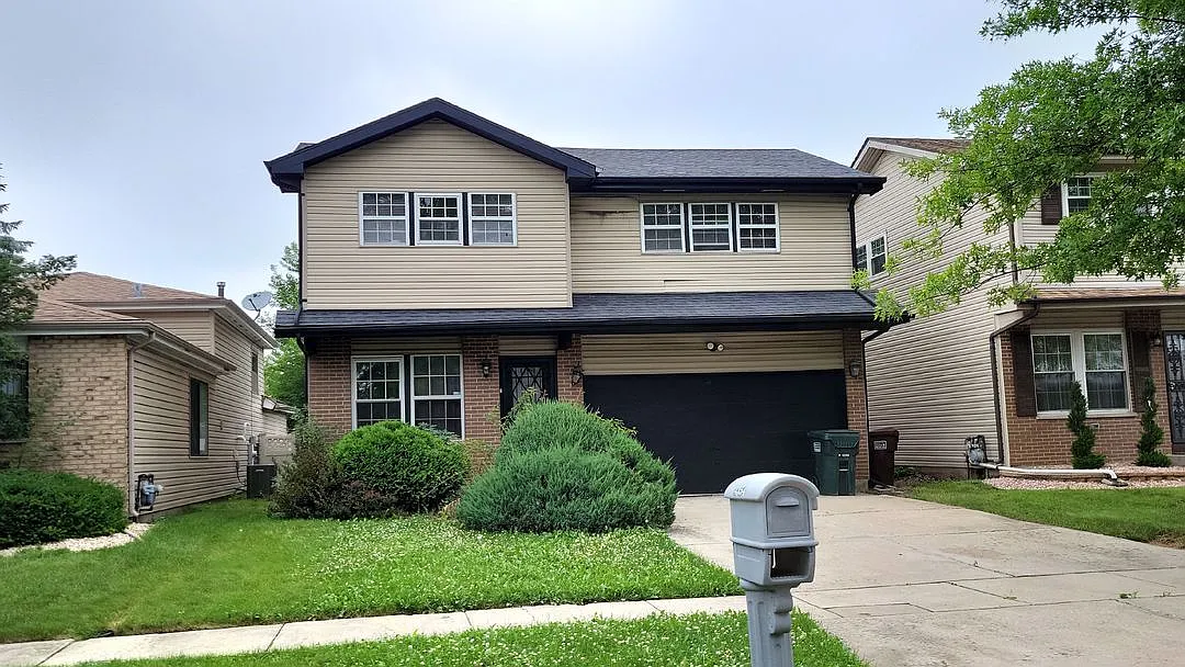 4354 Mayfair Ct photo 1
