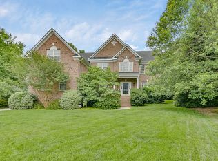 420 Adare Ct, Matthews, NC 28104