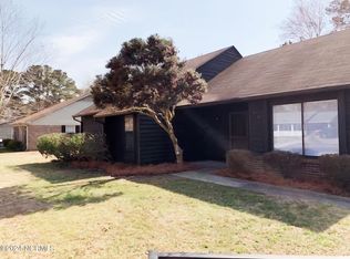 111 Cherrywood Ct, Jacksonville, NC 28546