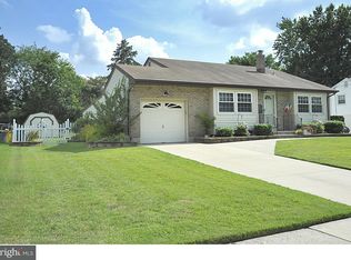 419 Greenview Rd, Turnersville, NJ 08012