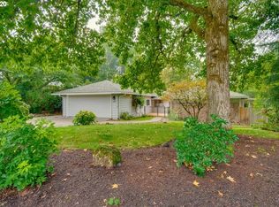 8870 SW Homewood St, Portland, OR 97225