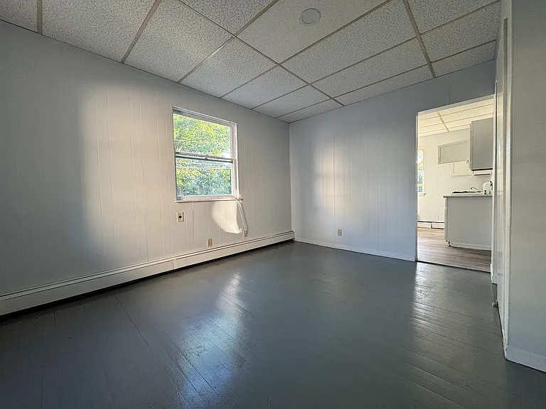 104 Fairview Ave #1 — Photo 4