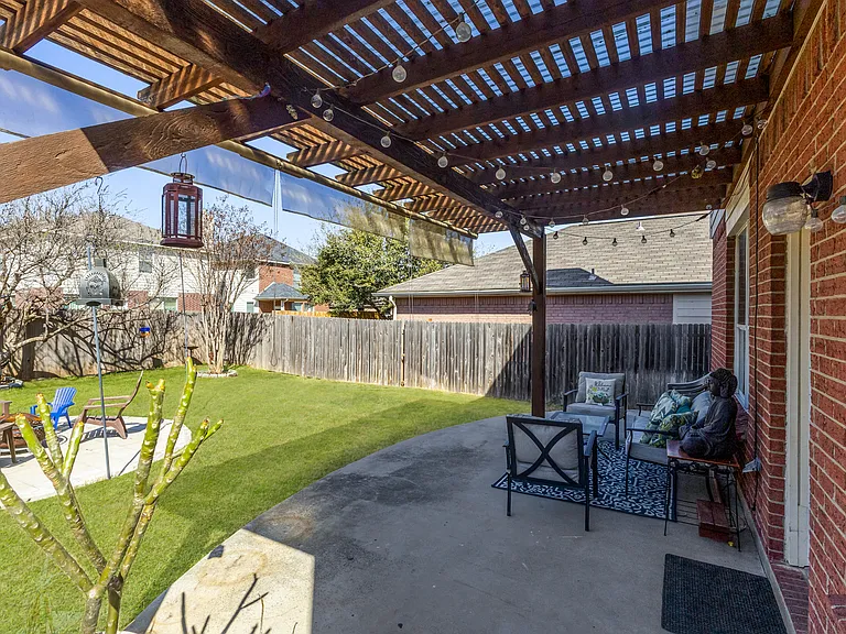 11833 Porcupine Dr — Photo 23