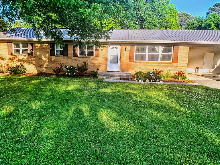 2125 Cherry St SE — Photo 1