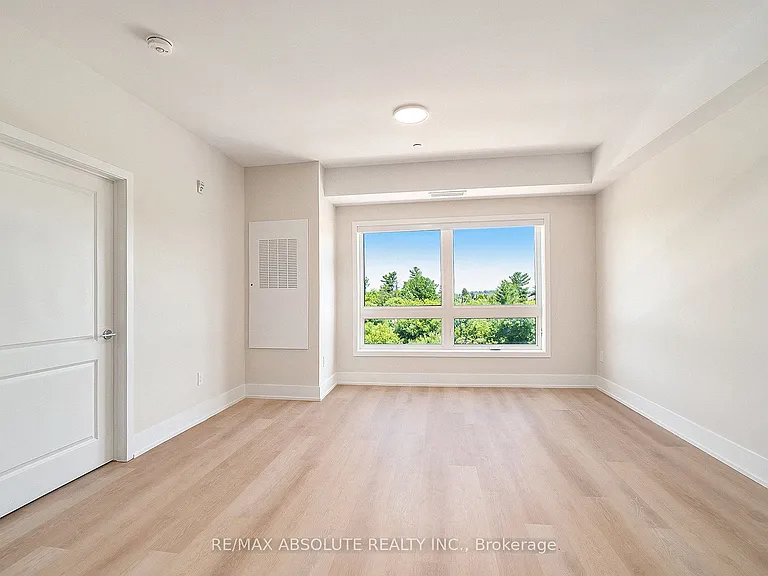 12B Thomas St S #310 — Photo 9