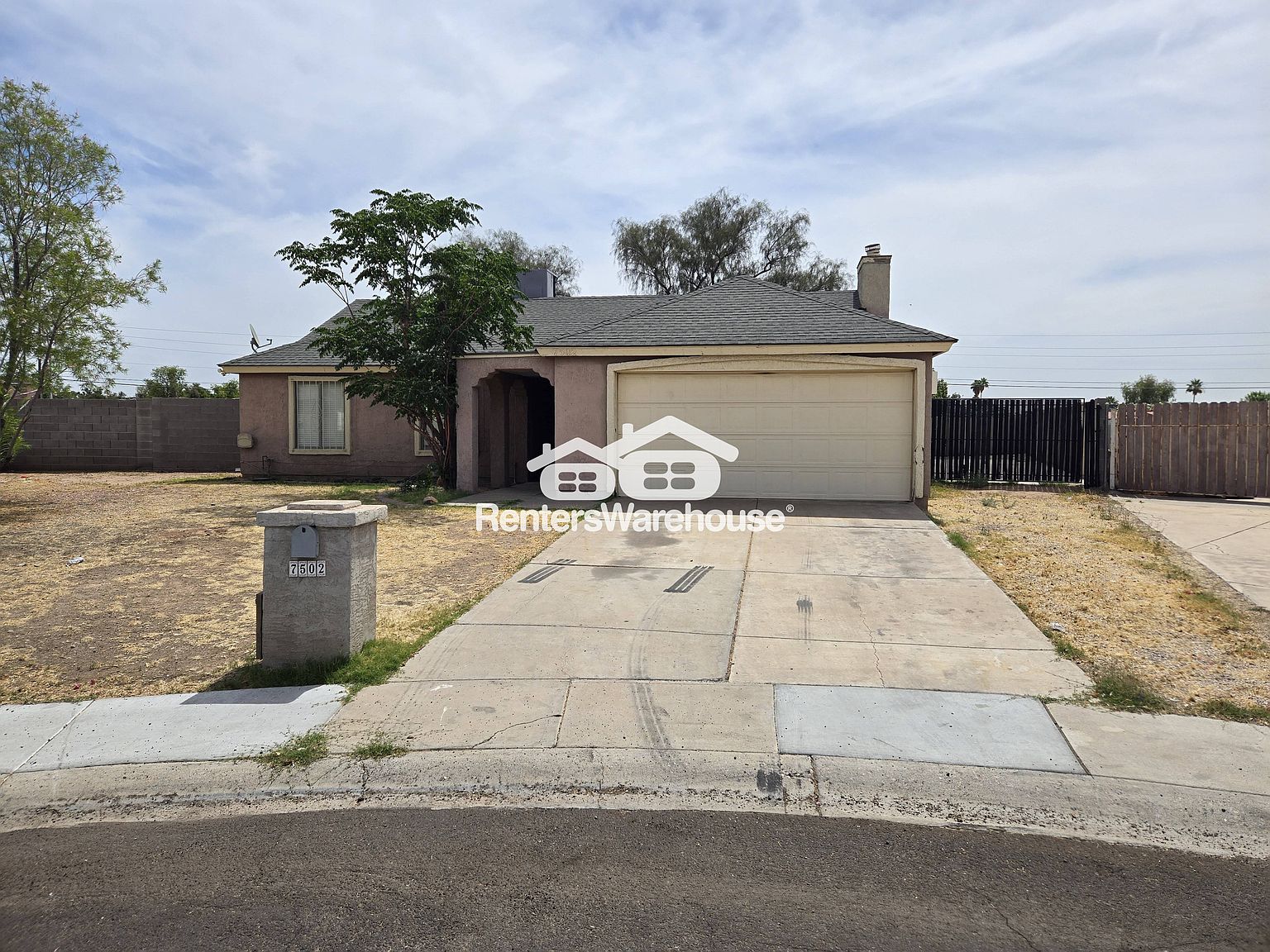 7502 W Minnezona Ave, Phoenix, AZ 85033 | Zillow