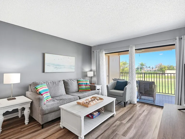 6105 Palma Del Mar Blvd S #219 — Photo 35