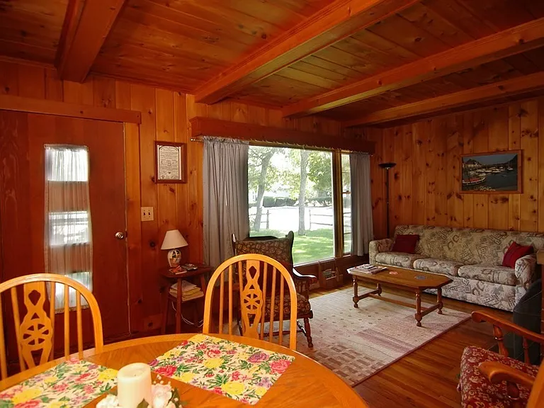 169 Seaview Ave #FRONT — Photo 9