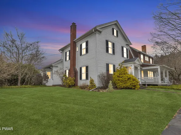 305 16th St, Honesdale, PA 18431