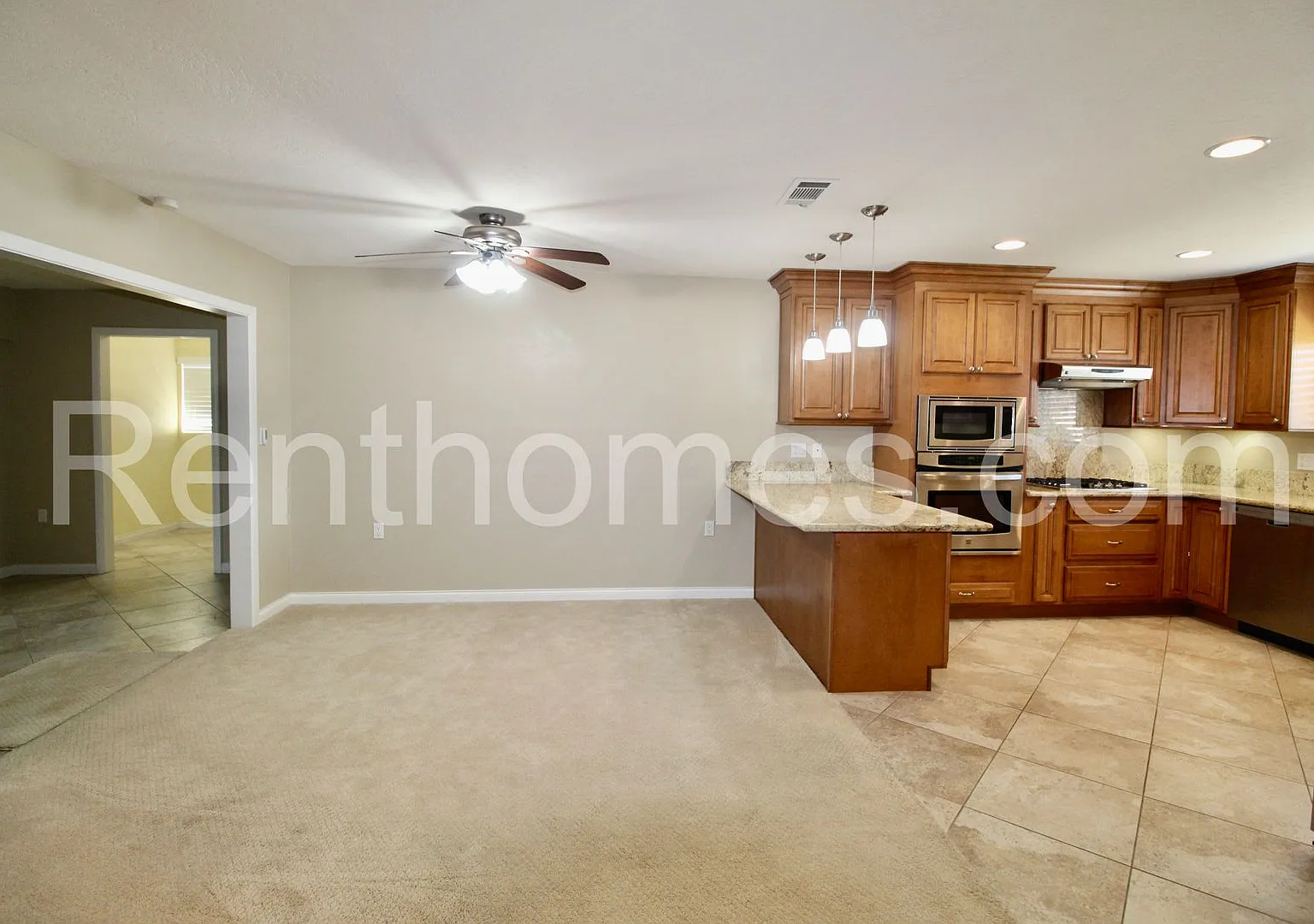 Rancho Bernardo, 55+, 16449 Felice Dr, Remodeled, Granite Counters, Air Conditioner, Garage. — Photo 3