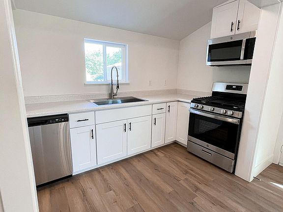 5th image of 9817 E Fairchild Ln