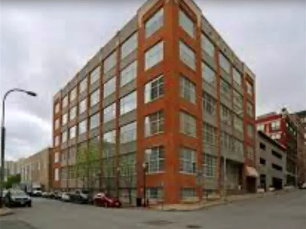 321 W 7th St APT 402, Kansas City, MO 64105