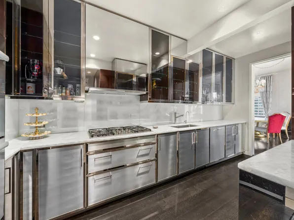 20 West 53rd Street image 6 of 18