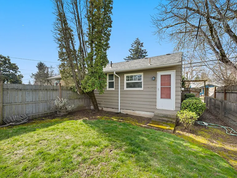 6832 SE 50th Ave — Photo 21