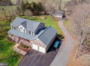 7890 Knights Ct, Warrenton, VA 20186