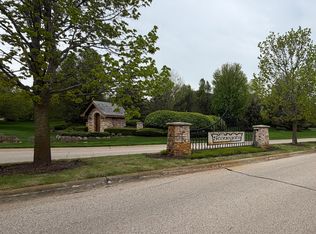 (Undisclosed Address), Spring Grove, IL 60081