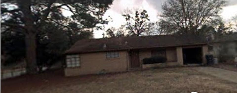 2nd image of 2300 McCullar Dr