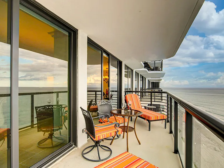 250 S Ocean Blvd #16C — Photo 45