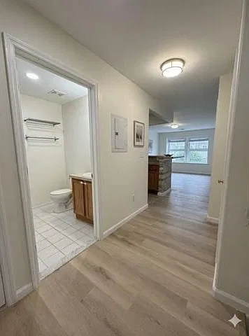 2 bed, 1.0 bath, $2,950 — Photo 3